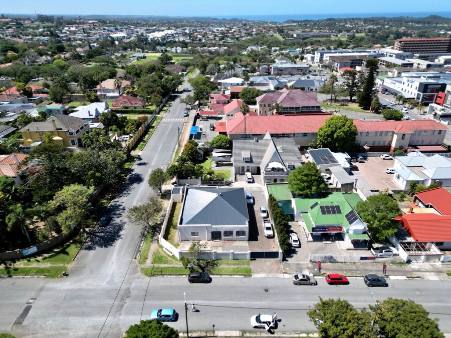 Commercial Property for Sale in Southernwood Eastern Cape